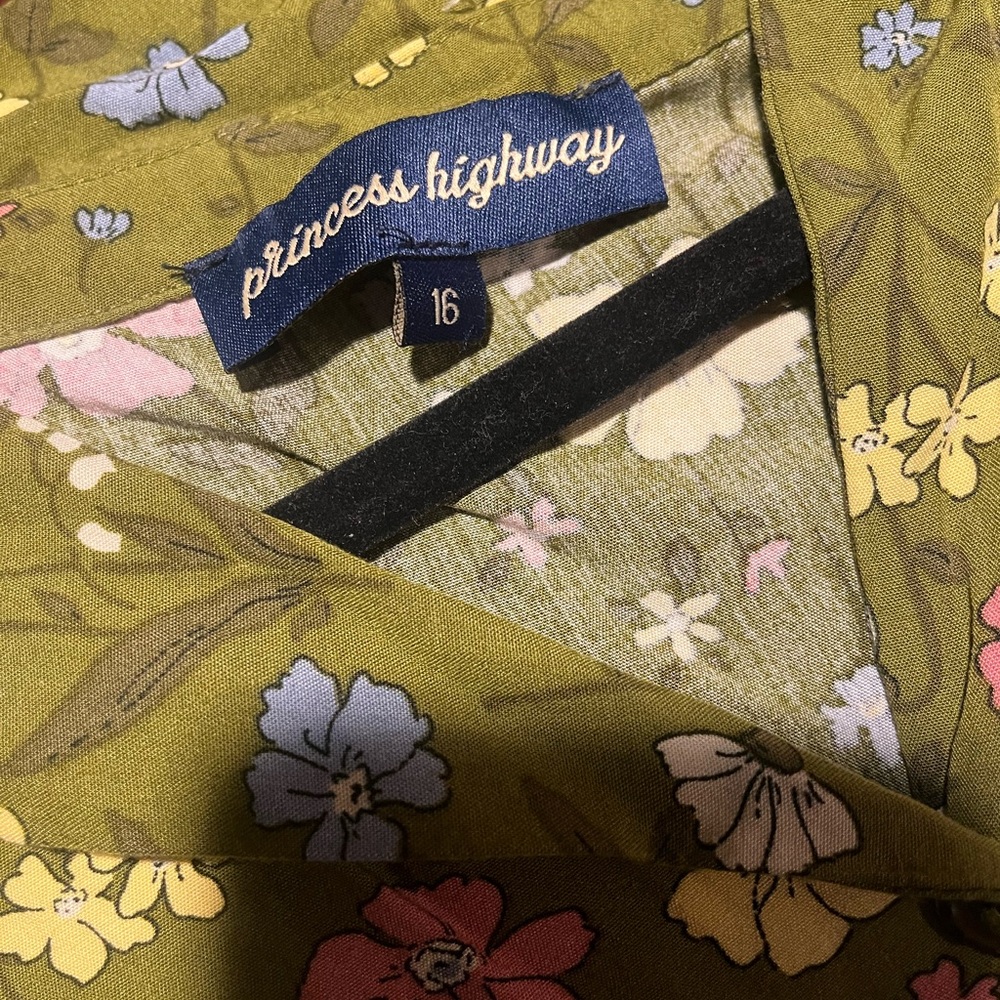 Princess Highway Olive Floral Mini Dress - Picture 3 of 3